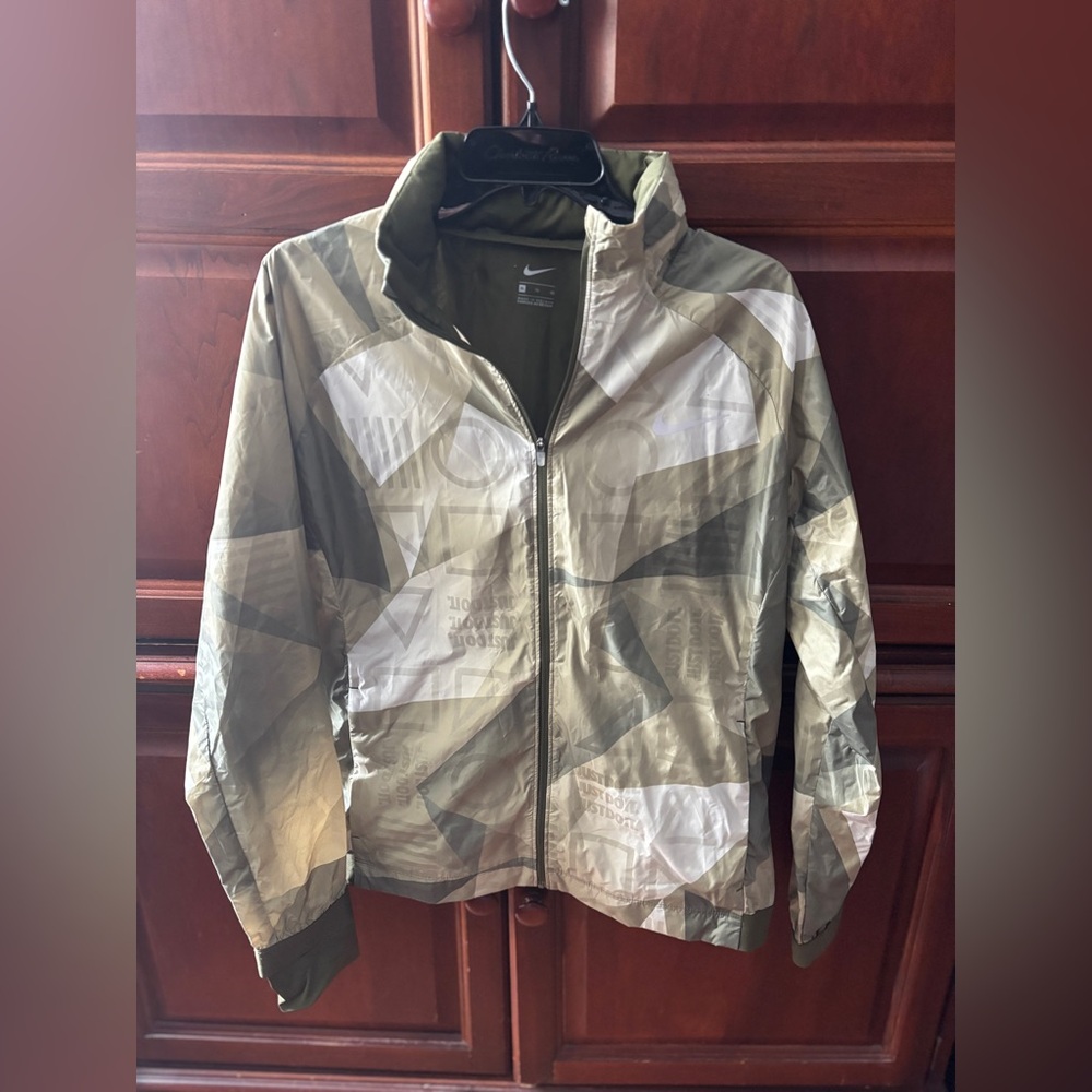 Nike WOMEN'S Shield Hooded Running Jacket REFLECTIVE SIZE XL NEW